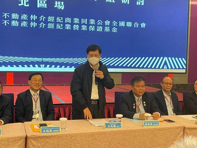 1366703_a02cef02740cd1fdd1acf29a189a8337