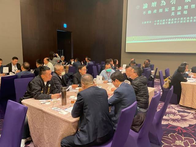 1366707_4c227bf2618f942b3cdb10e34fa90dff