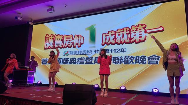 1366826_44d43fe8288b31ea4f36f9e58a2660cb