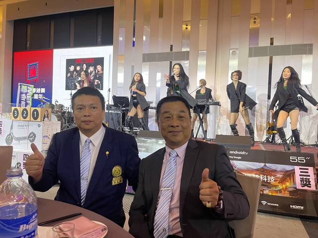 1366991_7a179089514056e664057584651ec9fd