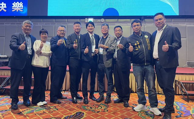 1367811_c27c47bd55cefb330675ae968a0abbee