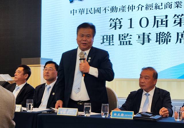 1367833_112eb8bd110756c7700b9d248b0abace