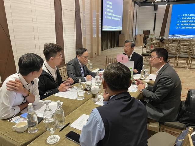 1367889_b678a31d42f9da17db114166c731ffcf