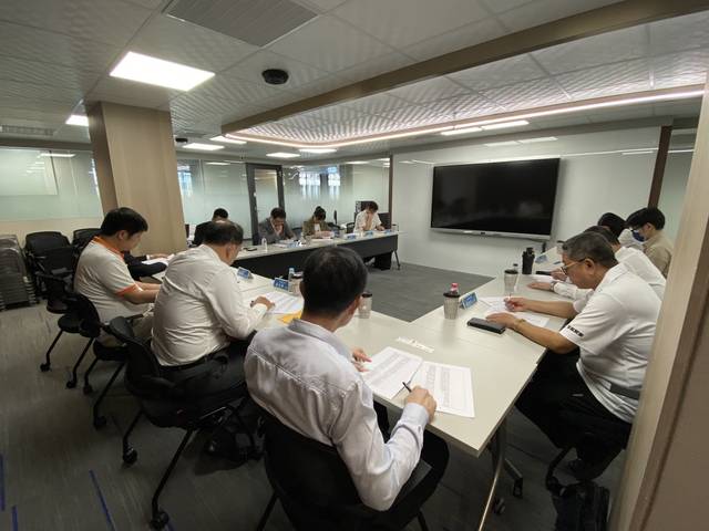 1368396_847e15abe6dfdc11999319265eca7eb4