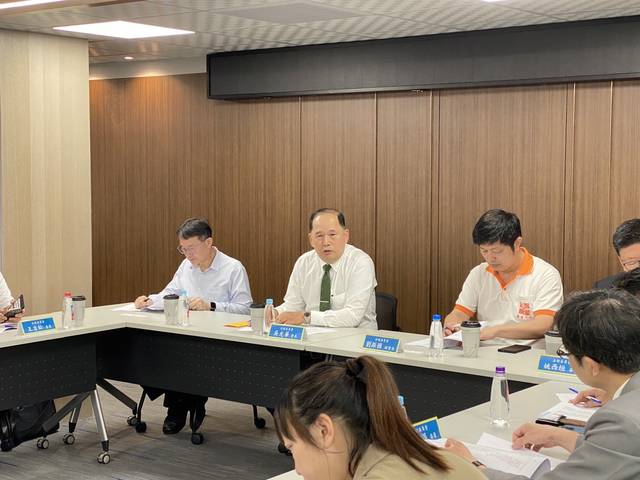 1368398_0c35c21784e5ed39ce36bbe488619557