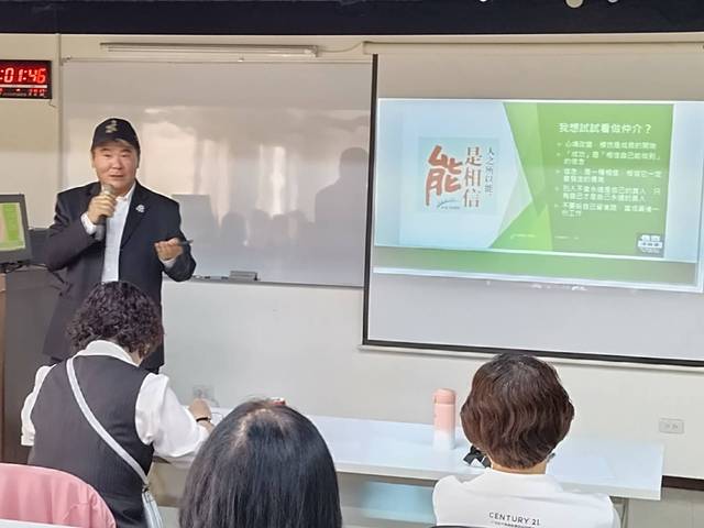 1368425_ee59d8b6abbd85c7e8546e1257253e7b