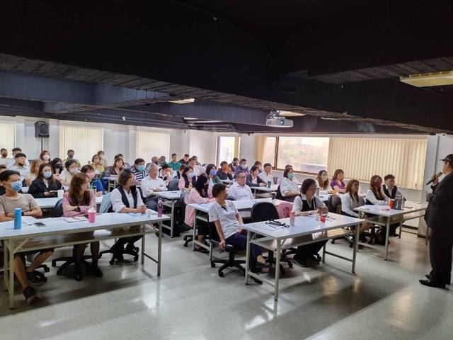 1368428_6351b168942eeceb87b7d76dbe6de3f9