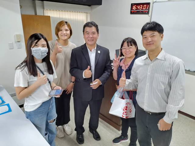 1368432_c52bf9a7cb33e749d1ab9baed0a6d00b