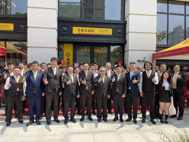 1368798_9f32ed28cff51ca2ce24bd0da52640f1