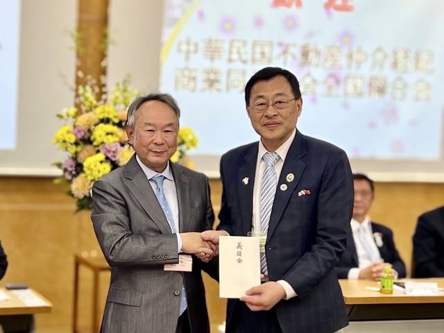 1370281_394cae5404e8bfa2c3308df043aa0f9d