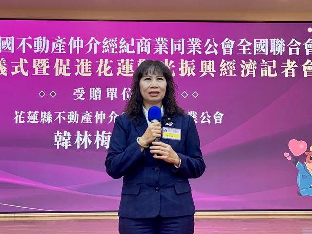 1370284_55595ac194f0bc3bb667500629ebce0d