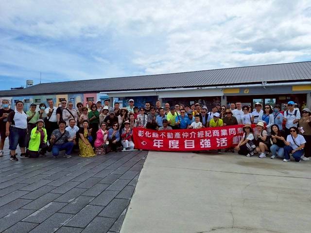 1377179_8f6f0f05a3813e73eb89cbc3534b0ef2