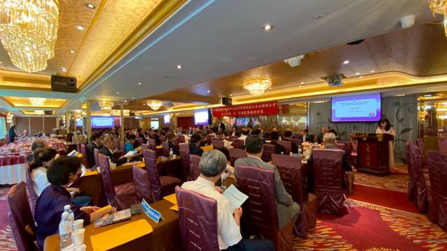 1377698_714ff4acad41e287b2304625f29c02b6