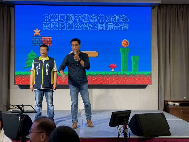 1377868_358999001e50cb039d5fd8b7ea234797