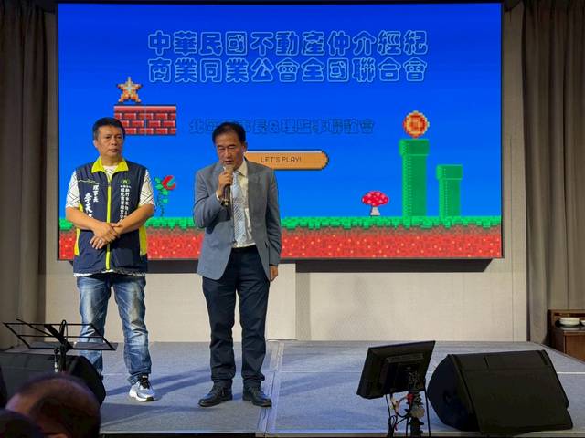 1377870_4b6cf4615d93451aa4d83832f9f20565