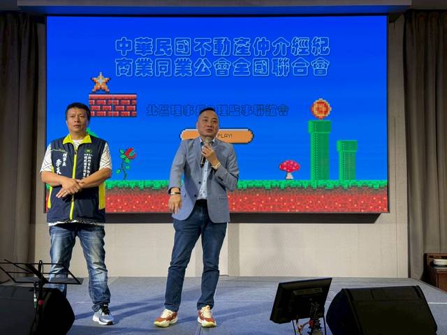 1377871_d181b15fa828eb13ff866a7d00b8dafa