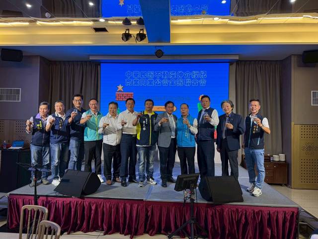 1377872_f42434b53136075e76ea101e813a2e8e