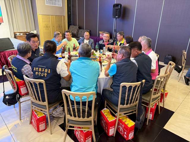 1377873_bef0f02ef1c87c23aa1d07b519a24bf1