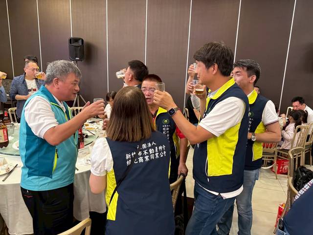 1377883_f0ae999248e5a595306134532c204a71