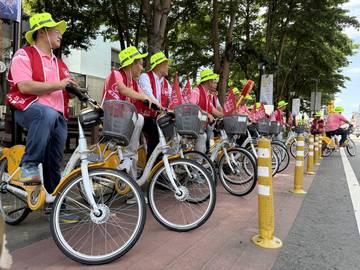 1377921_ceb70ced05bea356364325892dad3d07