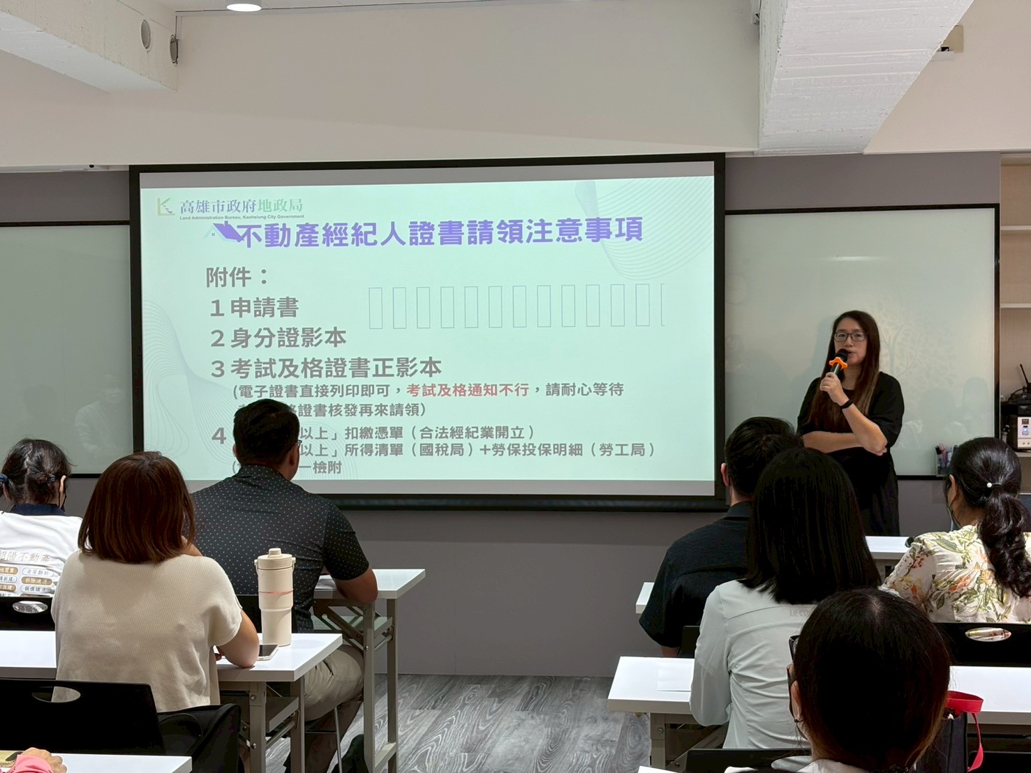 1378603_00c9172ecdfa9706a61e02f664a1aa32