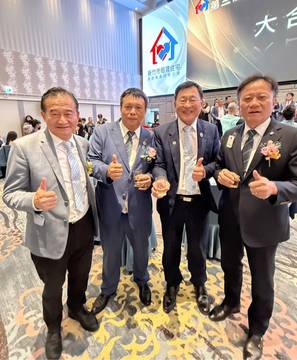 1378370_8aec0a8f6eb6b047eb46c883c12eb26e