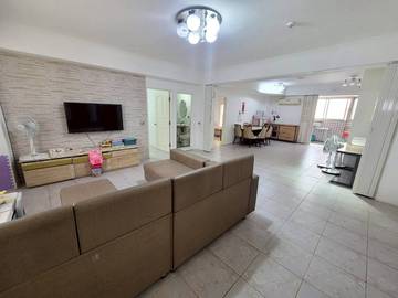 蛋黃商圈大坪數華夏