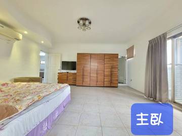 蛋黃商圈大坪數華夏