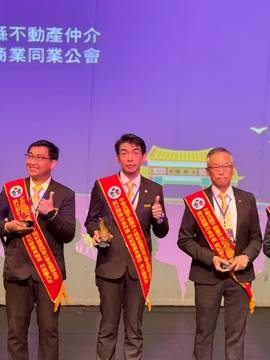 1378712_d6578ca209f37fc6e334a9bd34739370