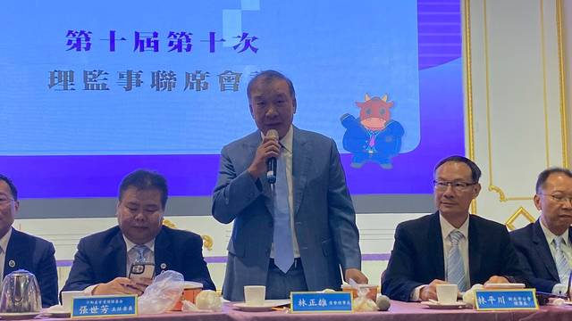 1379353_a24d7d28270e26cf7918d2bacfec713f