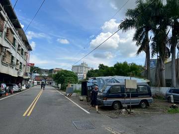 斗六市中心大面寬建地
