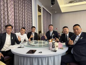 1379172_aefb415eae832d51d840a8e582756036