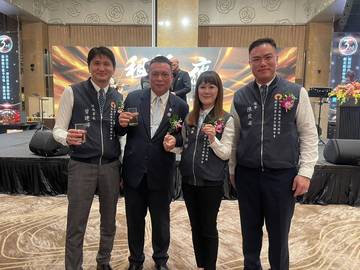 1379446_7b24c1ff86993255824a7cad0ba70b1d