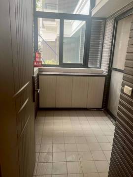 斗六近棒球場✨新屋電梯裝潢美宅可現住  有平面車位