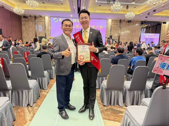 1380965_11ece33e6ad64d58cdb68b65ec5bca4a