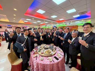 1380860_76aa9fc68adfc03ee8469aa4190b7b02