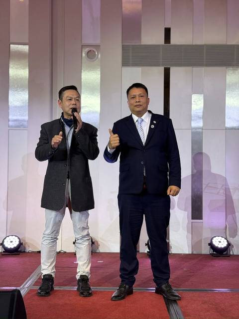 1381152_eeae54c4b967823e1853c514a313823b