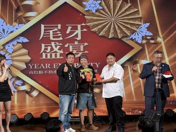 1381102_dd78347e42ba3314bf37e3dfcb2240ec