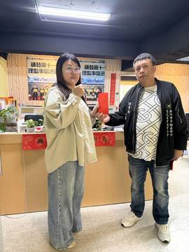 1381216_163b0b0f28532d1fa87f189ec00daffa