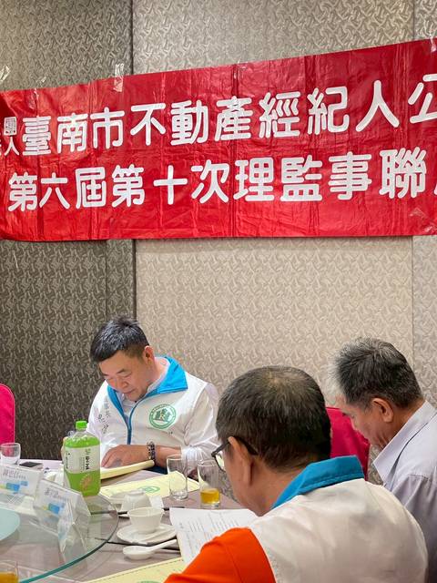 1381259_2e4a938bef6d0b06ee5906222a3bbdf3