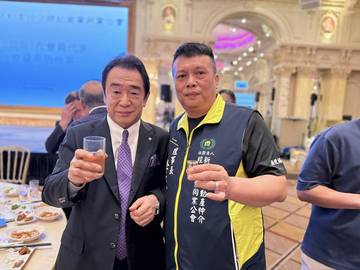 1382206_ed66ea6bd5b2193850299044eca3f61e