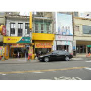 {租店鋪}員林市中山路二段正火車站正對面3樓透天店舖