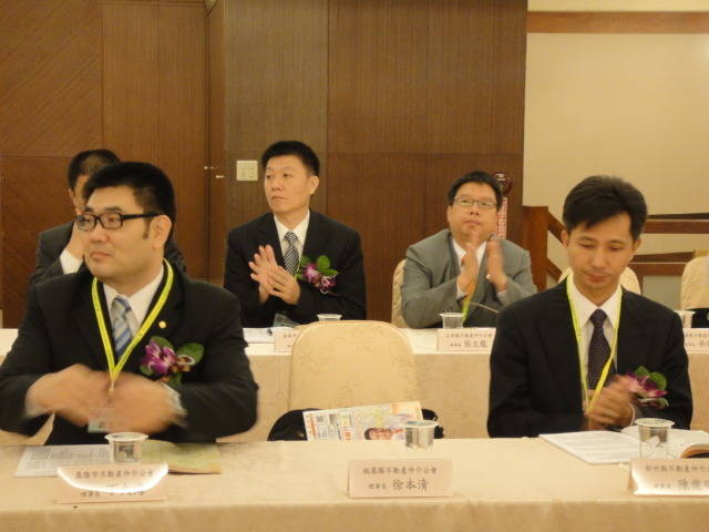 698755_fdce8c4dfcea4a5fb832356671f99c4e