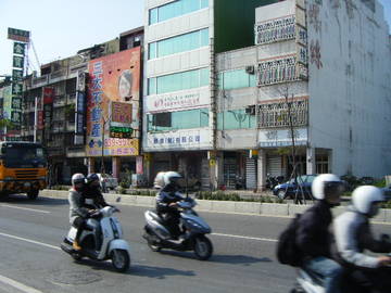{租}正莒光路基督教醫院正對面六.樓辦公室