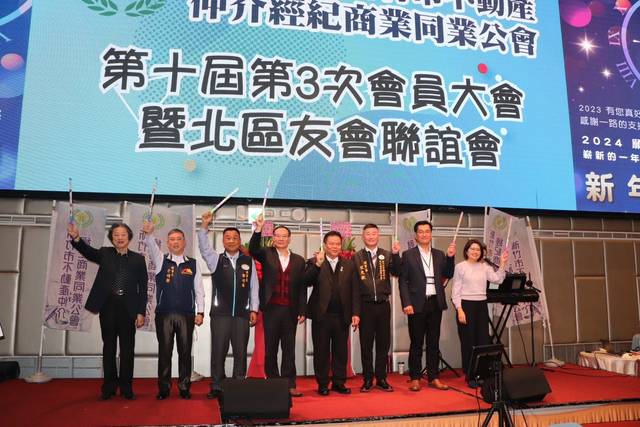 1367362_ce6416acd788e14ff06ccb5a649c54ca