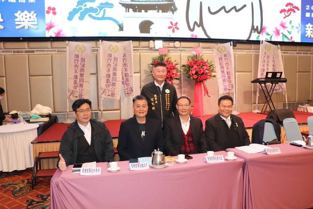 1367363_9cfa726b2ca8963d2626b5826a5382b7