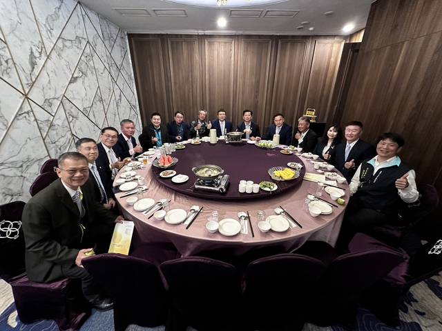 1367528_ad26e63834f5ae6b6a6d103594d46b47