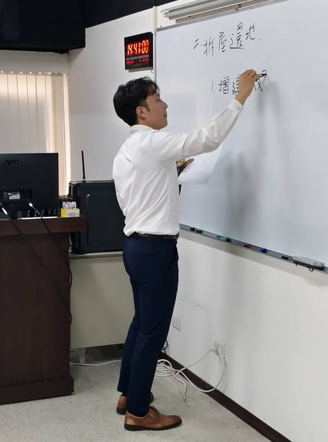 1367632_0a6046ea7b639c1dac63856e661f44de