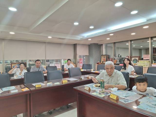 1377249_6930364b840bffb6b3cfe45833e21ed5