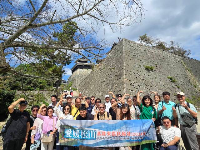 1377254_6c9edf757d762f2d0a6a7b956718dbda